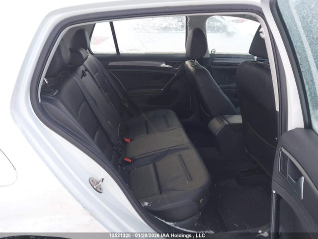 3VWG17AU3JM271815 Volkswagen Golf