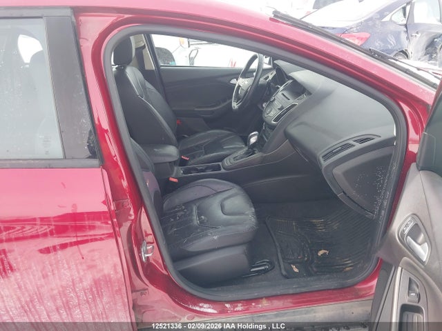 1FADP3K24FL352542 Ford FOCUS SE