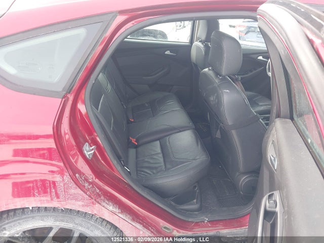 1FADP3K24FL352542 Ford FOCUS SE