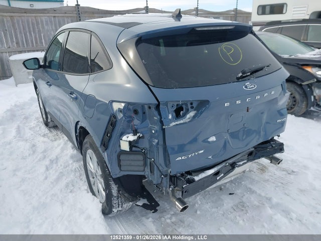 1FMCU9GN8TUA07066 Ford Escape Active