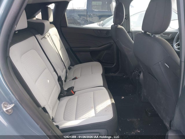1FMCU9GN8TUA07066 Ford Escape Active