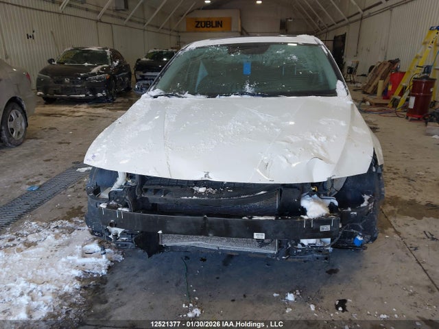 KMHLM4AG9MU068232 Hyundai Elantra Preferred Ivt With Sun And Tech Package