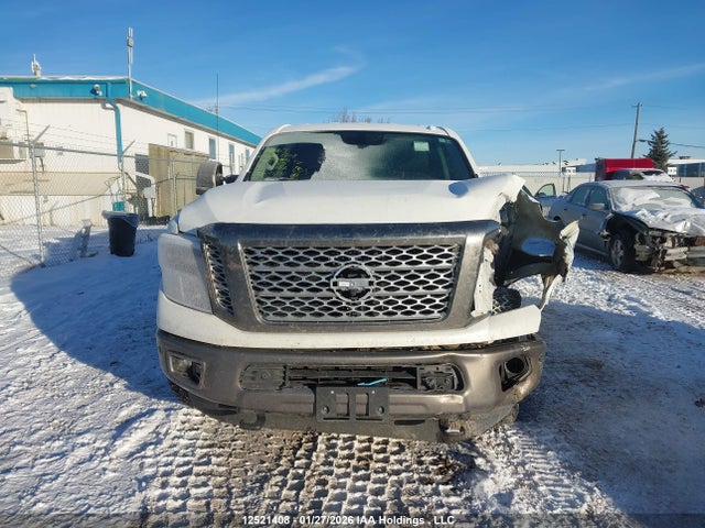 1N6BA1F49JN525162 Nissan Titan Xd Sl/pro-4x/plat Reserve