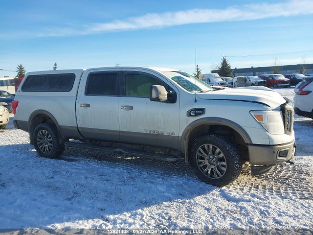 1N6BA1F49JN525162 Nissan Titan Xd Sl/pro-4x/plat Reserve