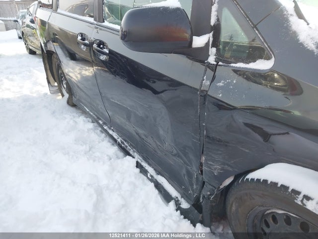 5TDKZ3DC6JS956442 Toyota Sienna Le V6