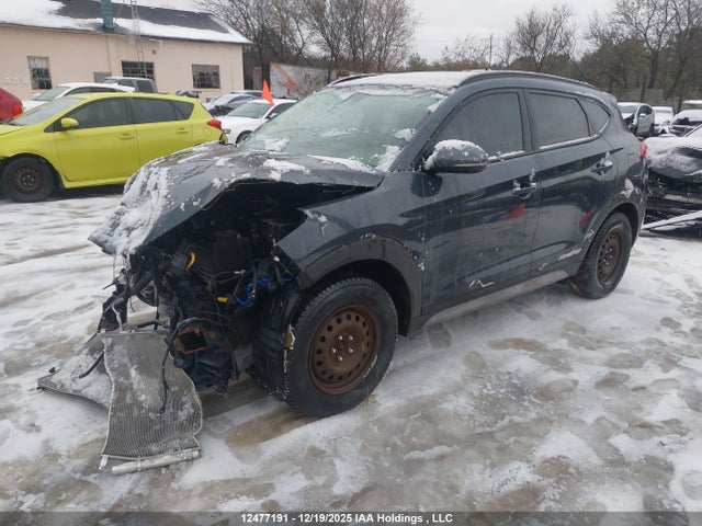 KM8J3CAL3MU360556 Hyundai Tucson Preferred Awd With Trend Package