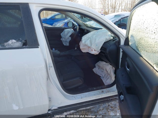 3CZRZ1H38SM100732 Honda HR-V LX
