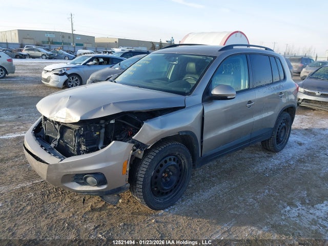 WVGJV7AX9GW048030 Volkswagen Tiguan Comfortline/highline/special Edition