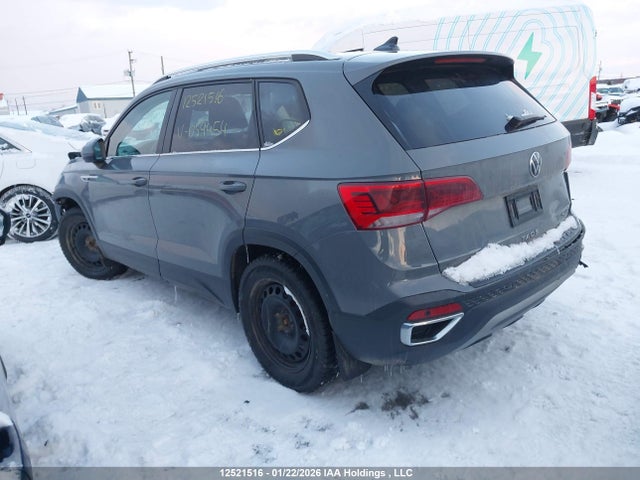 3VV3X7B25NM059454 Volkswagen Taos Highline