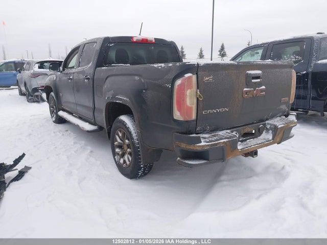 1GTG6BE3XF1123223 GMC CANYON SLE