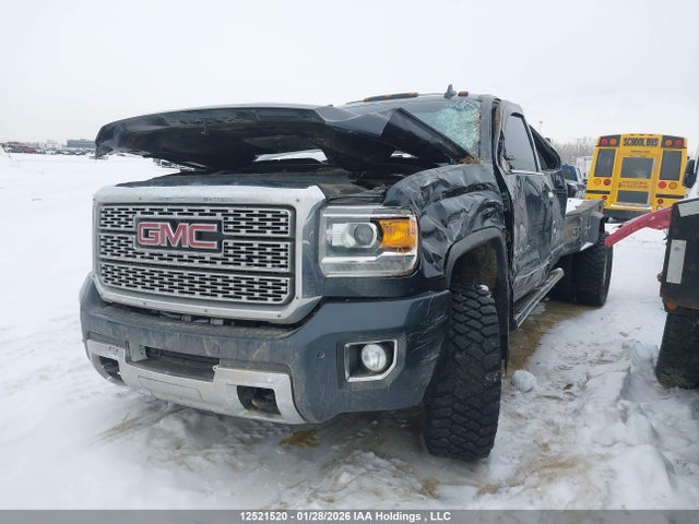 1GT42YEY1JF178832 GMC Sierra 3500hd Denali