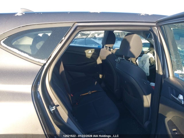 KM8J23A46LU148437 Hyundai Tucson Essential Fwd