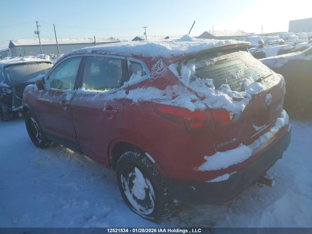 JN1BJ1CR0JW208984 Nissan Qashqai S/sl/sv