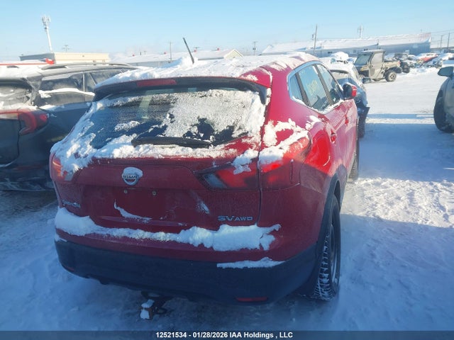 JN1BJ1CR0JW208984 Nissan Qashqai S/sl/sv