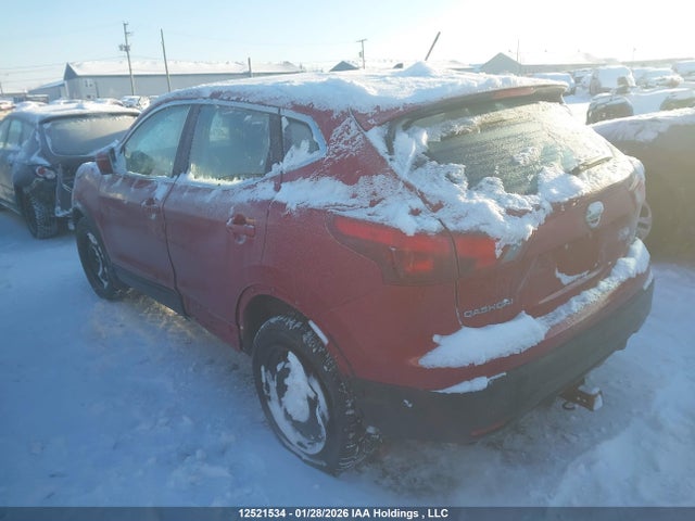 JN1BJ1CR0JW208984 Nissan Qashqai S/sl/sv
