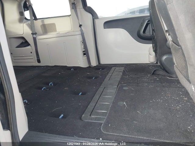 2C4RDGBG1FR555309 Dodge Grand Caravan Se