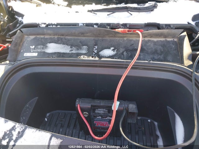 7SAYGDEE2NF469001 Tesla Model Y