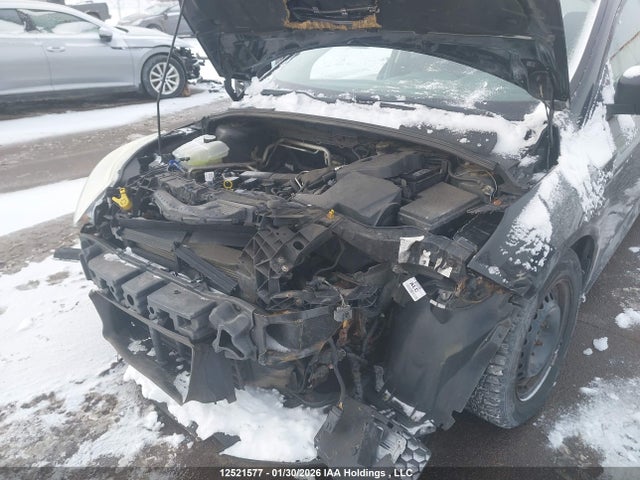 12521577 :رقم المزاد ، 1FAHP3E25CL144498 vin ، 2012 Ford Focus S مزاد بيع
