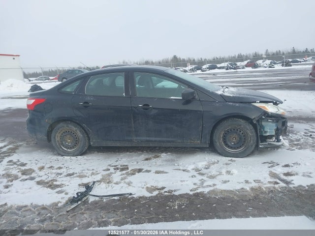 12521577 :رقم المزاد ، 1FAHP3E25CL144498 vin ، 2012 Ford Focus S مزاد بيع