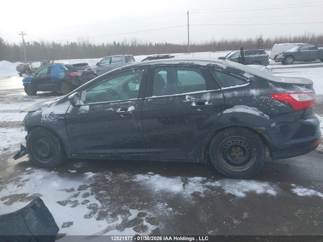 12521577 :رقم المزاد ، 1FAHP3E25CL144498 vin ، 2012 Ford Focus S مزاد بيع