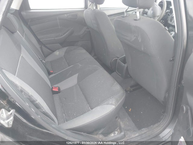 12521577 :رقم المزاد ، 1FAHP3E25CL144498 vin ، 2012 Ford Focus S مزاد بيع