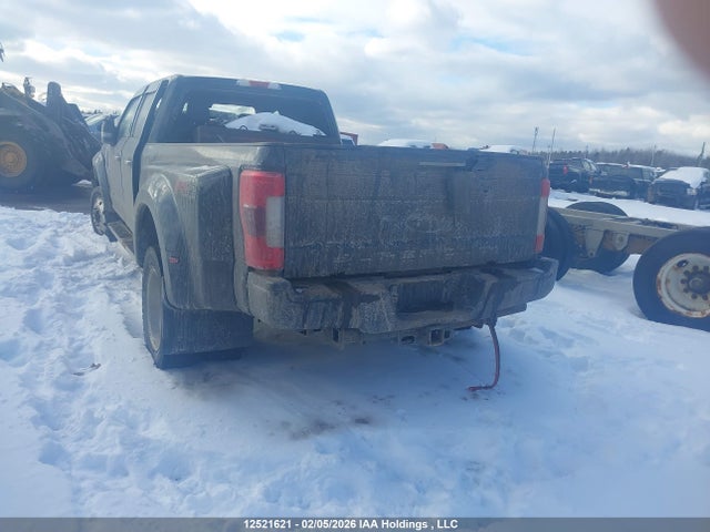 1FT8W4DT9KEC93352 Ford F-450 Lariat
