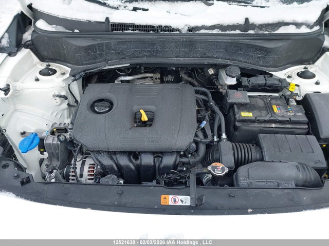 KNDEP2AA4T7856241 KIA Seltos