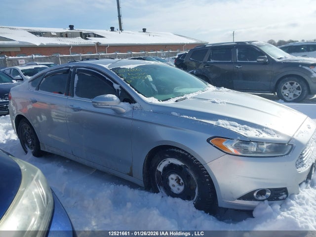 3FA6P0T99ER325579 Ford FUSION SE