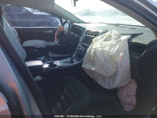 3FA6P0T99ER325579 Ford FUSION SE