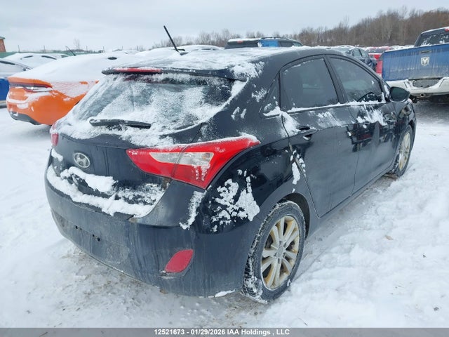 KMHD35LH1EU212991 Hyundai ELANTRA GT