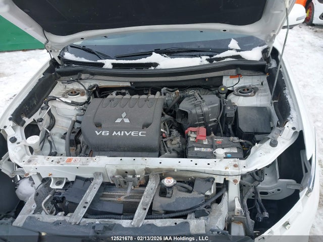 JA4JZ4AX0JZ603129 Mitsubishi Outlander
