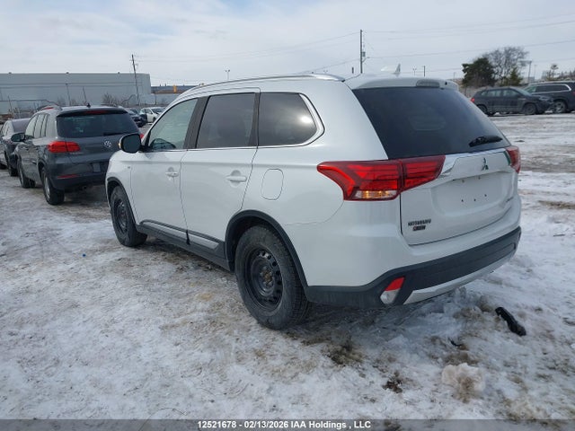JA4JZ4AX0JZ603129 Mitsubishi Outlander