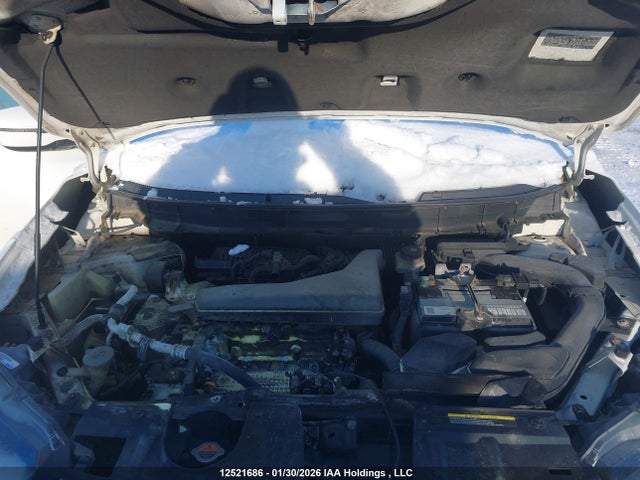 5N1AT2MV8HC737451 Nissan Rogue S/sl Platinum/sv