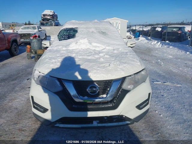 5N1AT2MV8HC737451 Nissan Rogue S/sl Platinum/sv