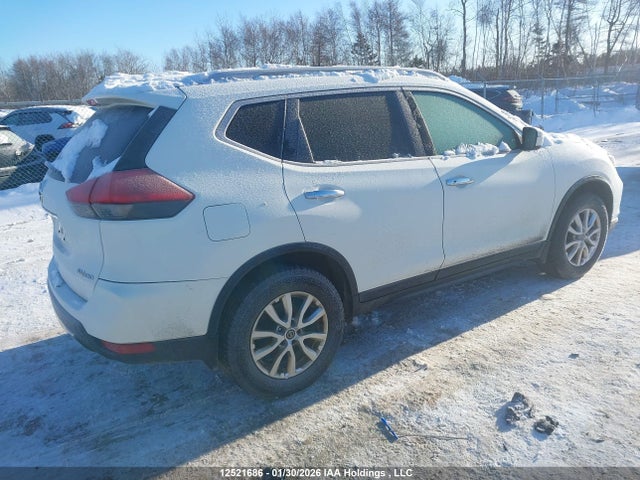 5N1AT2MV8HC737451 Nissan Rogue S/sl Platinum/sv