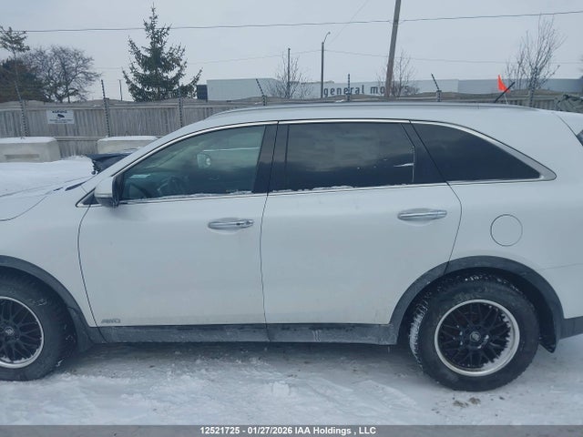 5XYPHDA32KG580792 KIA Sorento 2.4l Ex