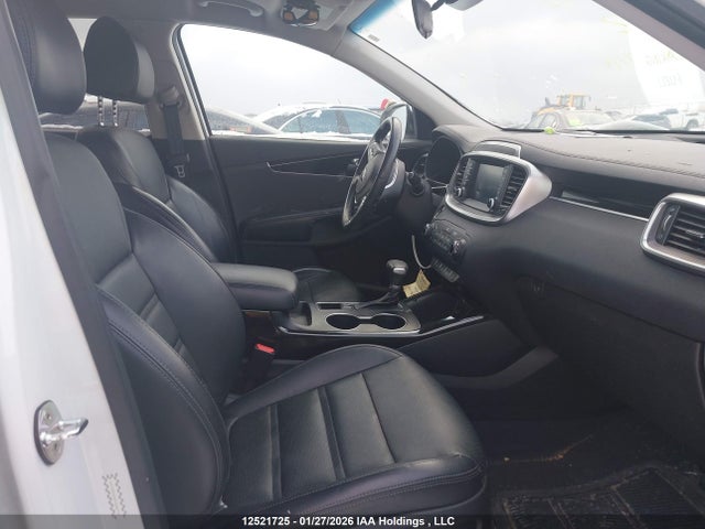 5XYPHDA32KG580792 KIA Sorento 2.4l Ex