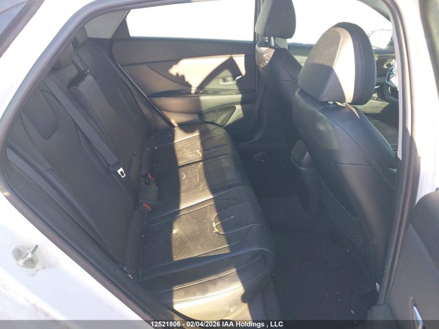 KMHLN4AG7NU333230 Hyundai Elantra Ultimate Ivt