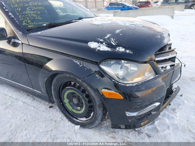 WDDGF8AB6EG189303 Mercedes-Benz C 300 4matic