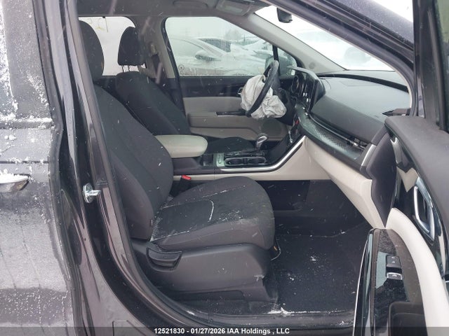 KNDNB5H30N6079007 KIA Carnival Lx/lx+