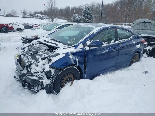 5NPDH4AE7FH572299 Hyundai ELANTRA GL
