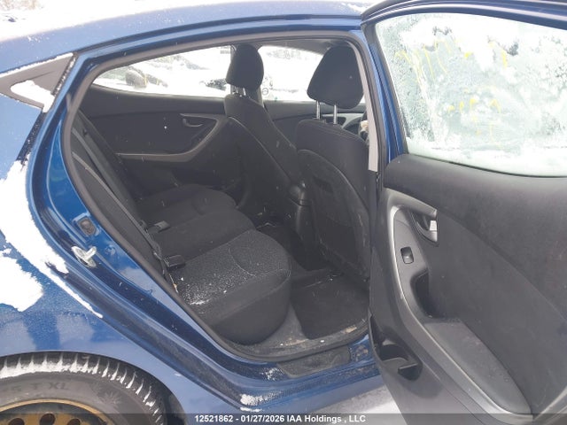 5NPDH4AE7FH572299 Hyundai ELANTRA GL