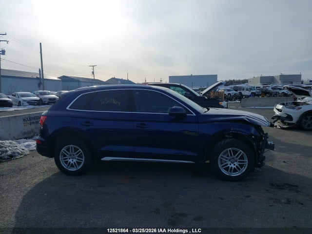 WA1AAAFY6N2110013 Audi Q5 45 Komfort