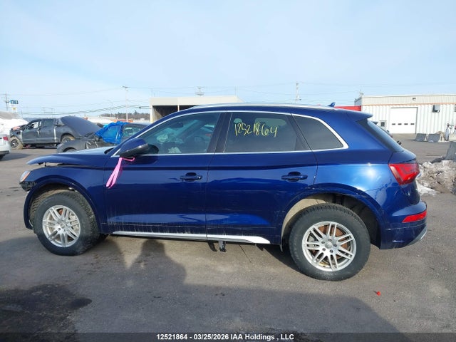 WA1AAAFY6N2110013 Audi Q5 45 Komfort