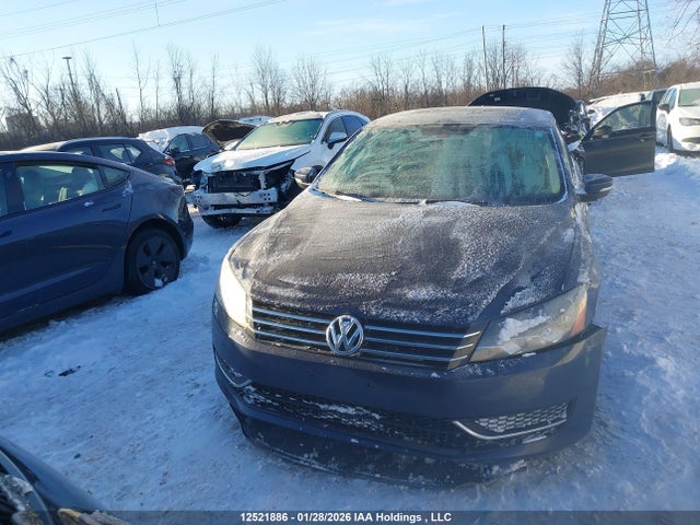 1VWBS7A30FC060210 Volkswagen Passat 1.8 Tsi Comfortline