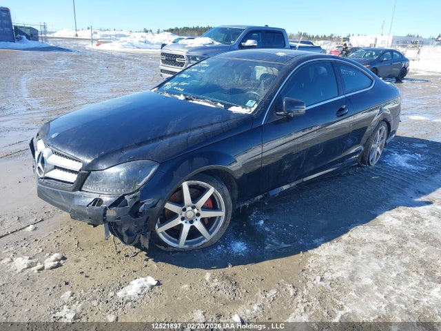 12521897 :رقم المزاد ، WDDGJ8JB2CF888624 vin ، 2012 Mercedes-benz C 350 4matic مزاد بيع