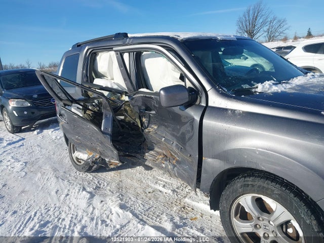 12521903 :رقم المزاد ، 5FNYF4H63FB502268 vin ، 2015 Honda Pilot Ex-l مزاد بيع