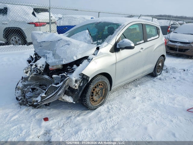 KL8CD6SA9JC476251 Chevrolet SPARK 1LT