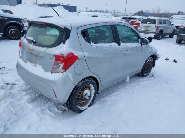 KL8CD6SA9JC476251 Chevrolet SPARK 1LT