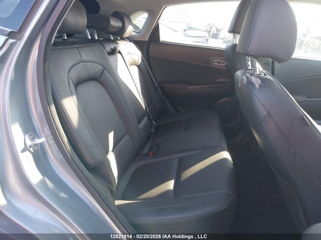 KM8K33AGXMU114787 Hyundai Kona Limited